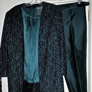 TALBOTS PETITES WOMEN'S GREEN & BLACK LACE JACKET & TOP 16P, SILK PANTS SIZE 14P